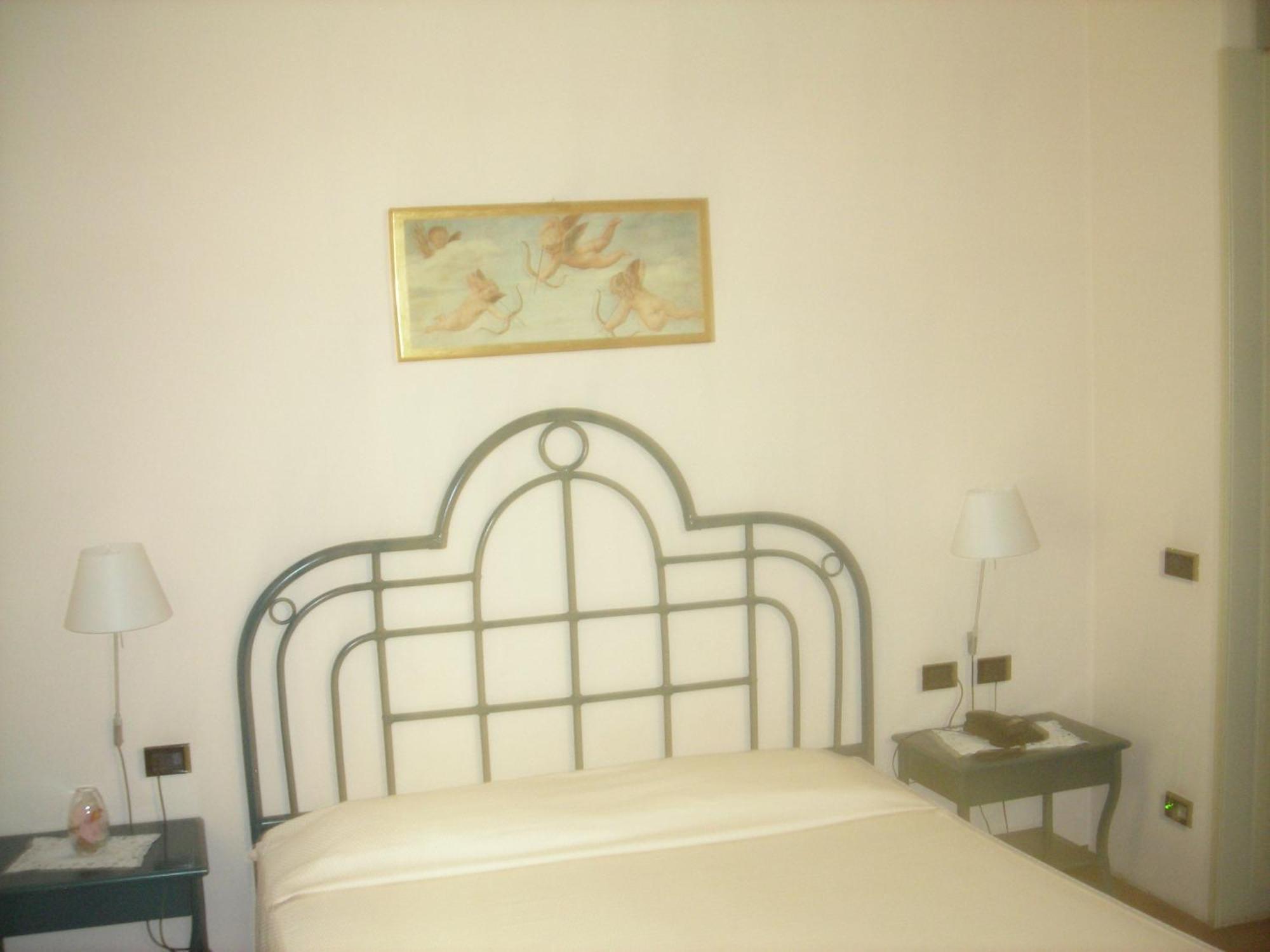 Locanda Del Boscogrande Montegrosso d'Asti Room photo
